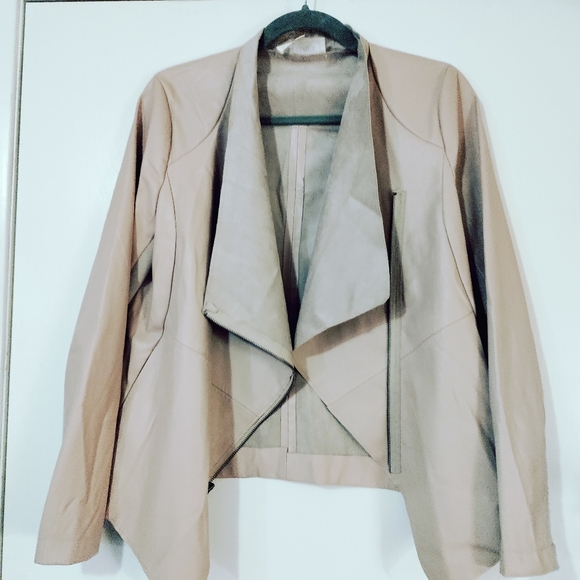 💝 3/$25 Bb Dakota Pink Vegan Leather Jacket - Picture 2 of 7